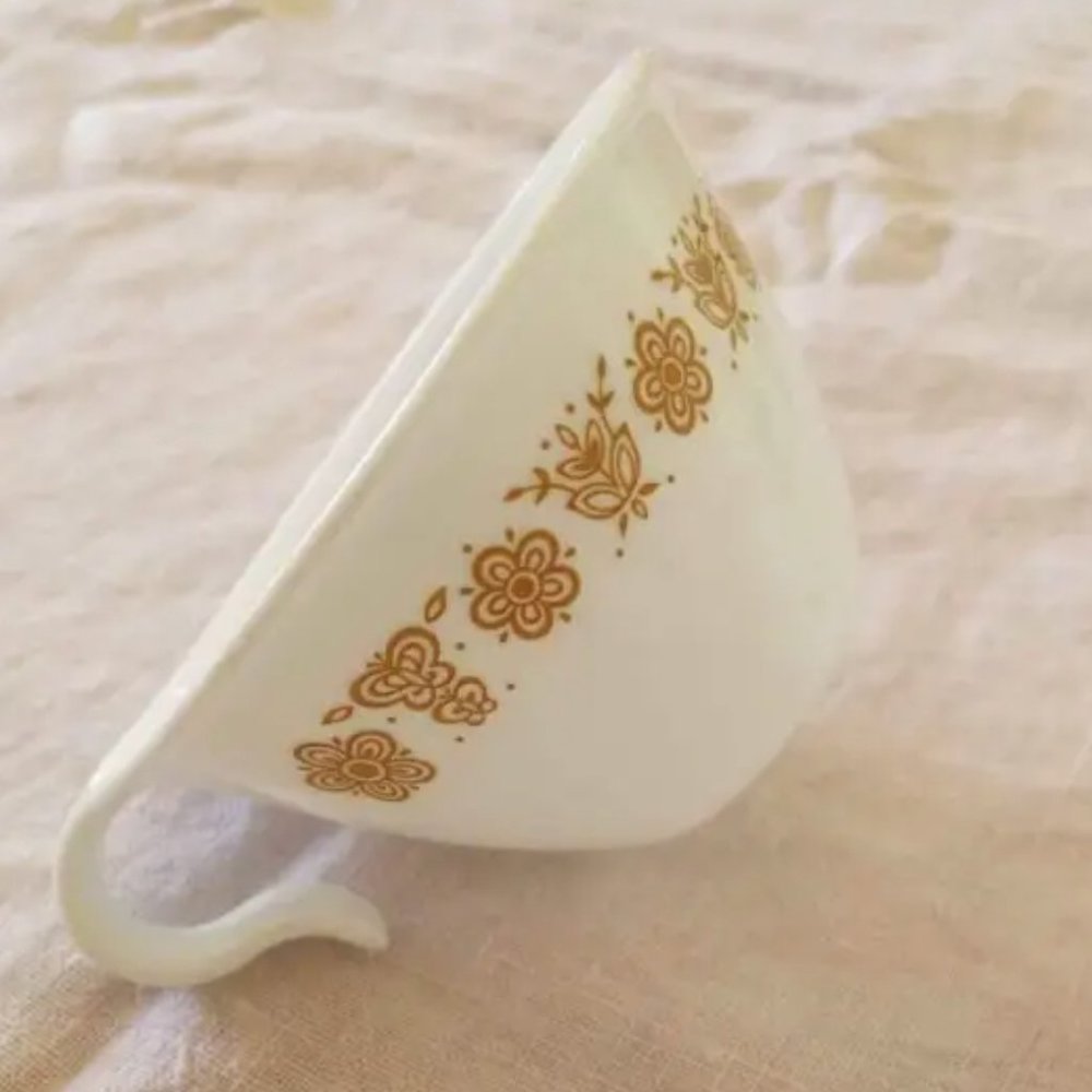 Vintage Corelle tea cup - Butterfly Gold pattern (single teacup)